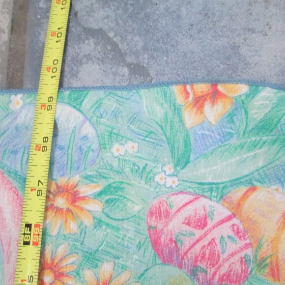 Long Colorful Spring / Easter Tablecloth - Picture 5 of 5